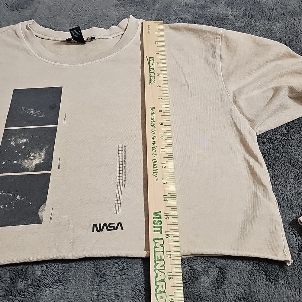 Forever 21 NASA 100% Cotton Cropped Graphic Tee Long Sleeve Tan Size XL - Picture 5 of 6